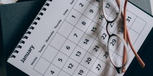 Arbeitszeitkalender „Kurz/lang“ – Sozialpartner-Empfehlung für 2022